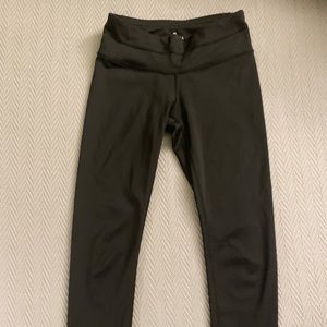 Athleta Sonar Capri Leggings